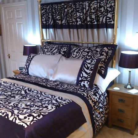 The Old Chapel B&B Лостуитиел Номер фото