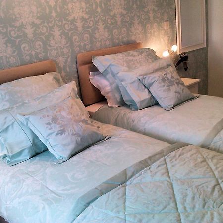 The Old Chapel B&B Лостуитиел Номер фото