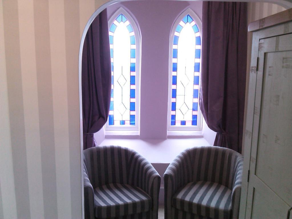 The Old Chapel B&B Лостуитиел Номер фото